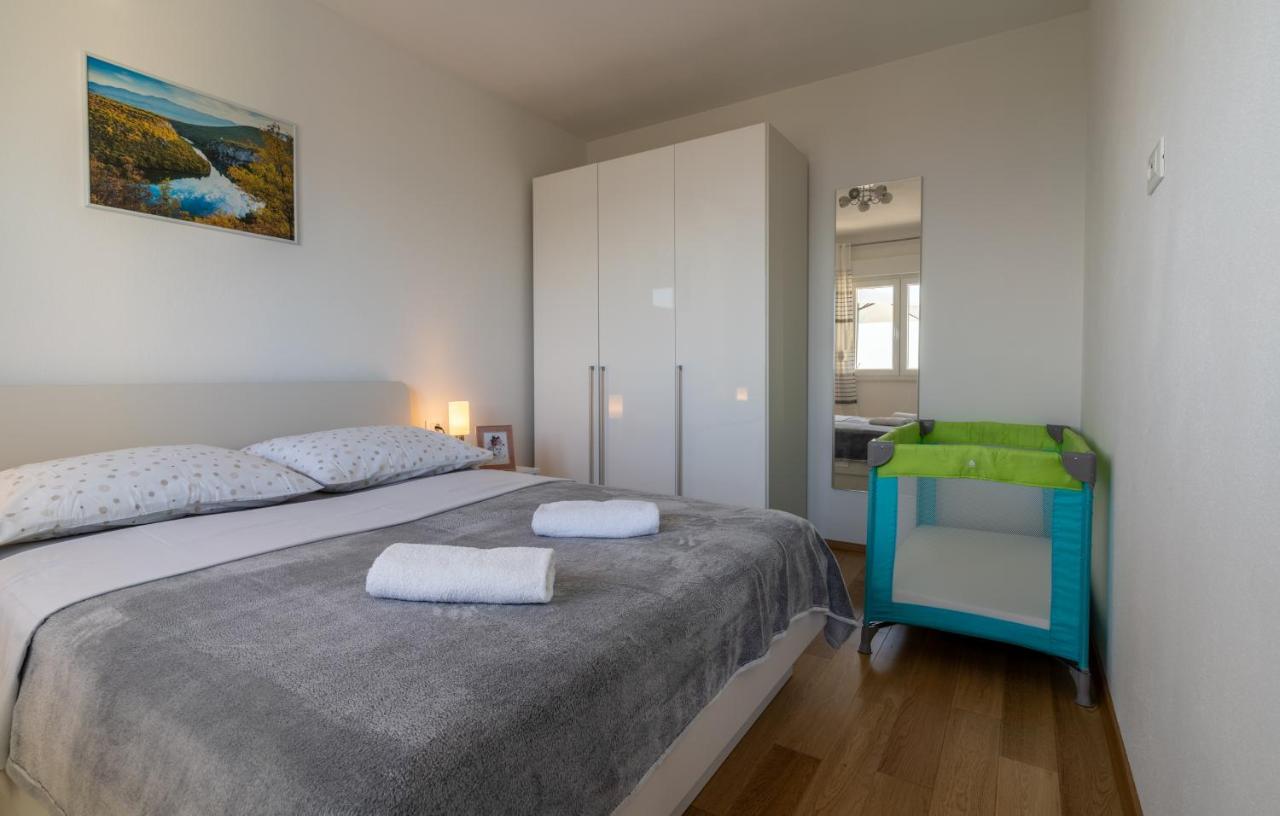 Private Villa Golden Hour With A View Of Split Area Kaštel Sućurac Екстериор снимка