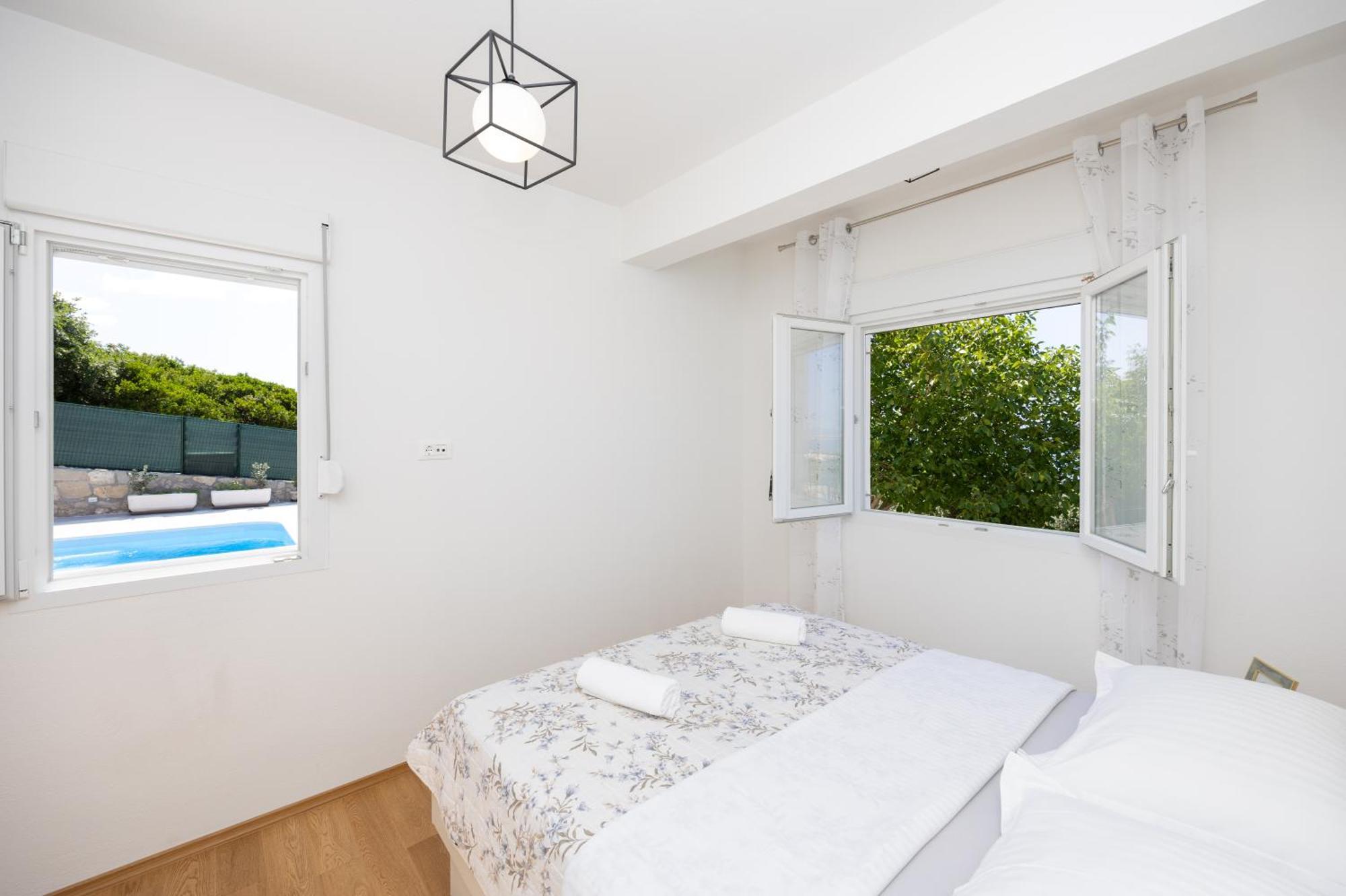 Private Villa Golden Hour With A View Of Split Area Kaštel Sućurac Екстериор снимка