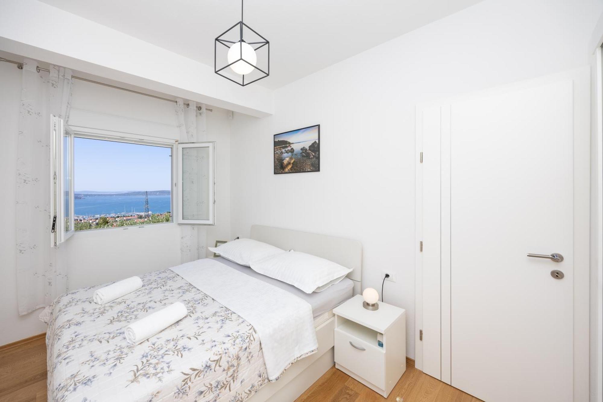 Private Villa Golden Hour With A View Of Split Area Kaštel Sućurac Екстериор снимка
